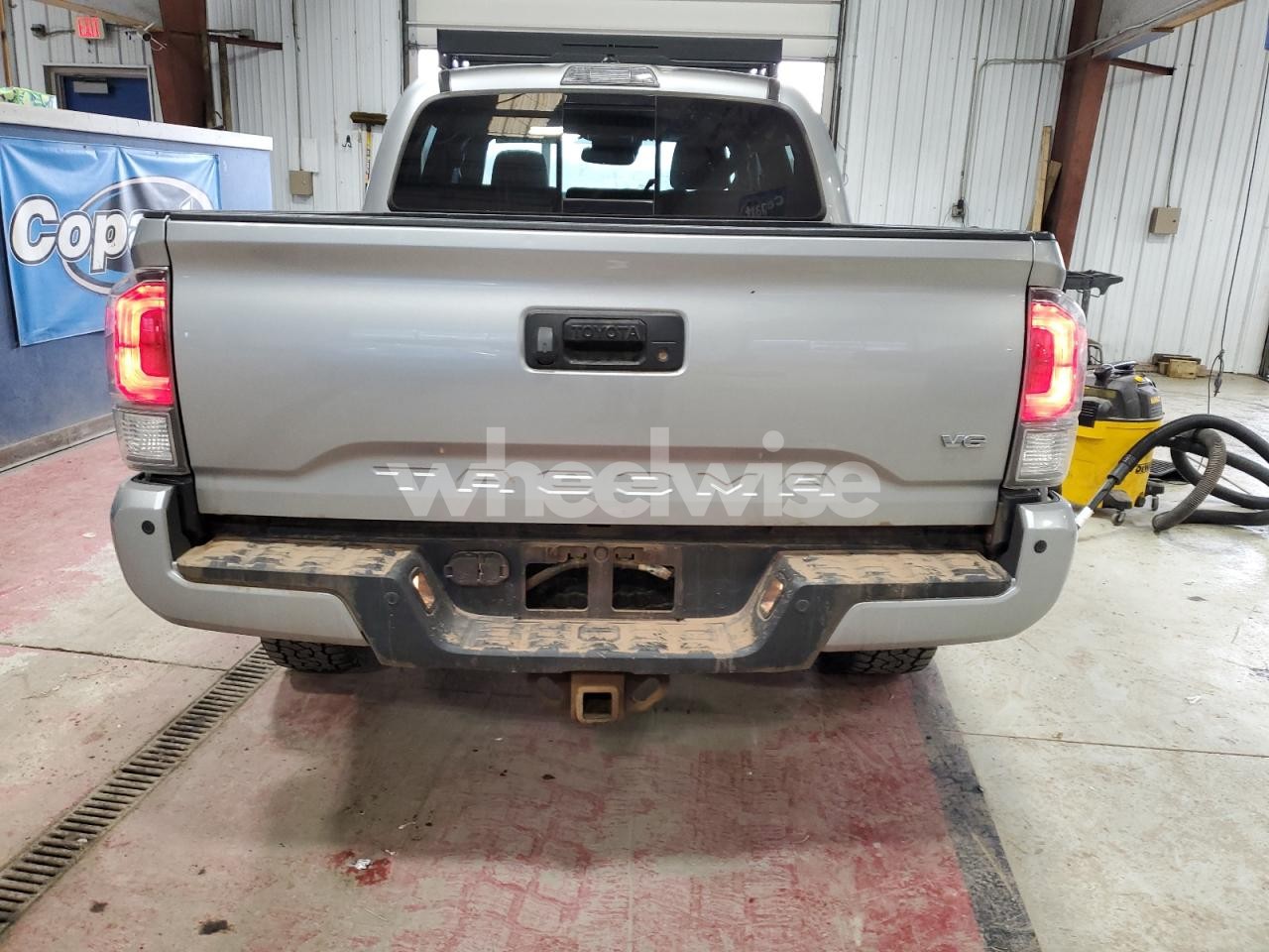 Photo 6 of 2023 TOYOTA TACOMA DOUBLE CAB (VIN 3TYCZ5AN1PT154996)