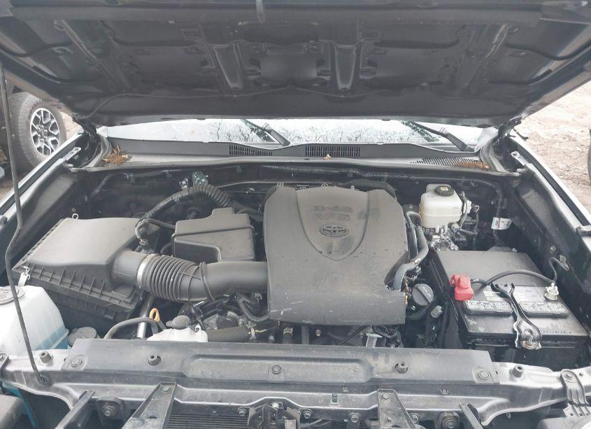 Photo 10 of 2023 Toyota Tacoma TRD OFF ROAD (VIN 3TYCZ5AN1PT174567)