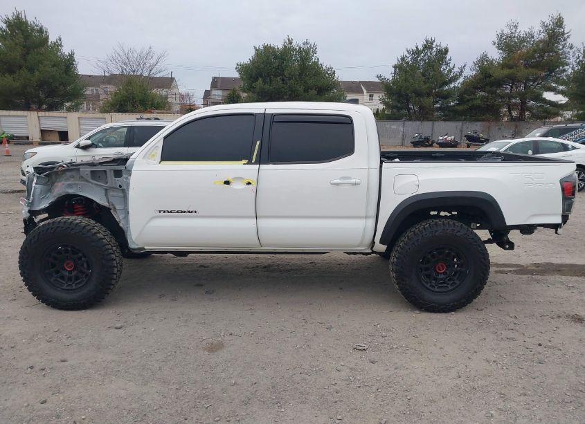 Photo 14 of 2022 Toyota Tacoma TRD PRO (VIN 3TYCZ5AN2NT064978)