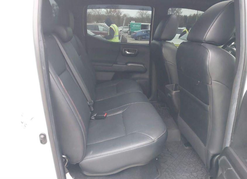 Photo 8 of 2022 Toyota Tacoma TRD PRO (VIN 3TYCZ5AN2NT064978)