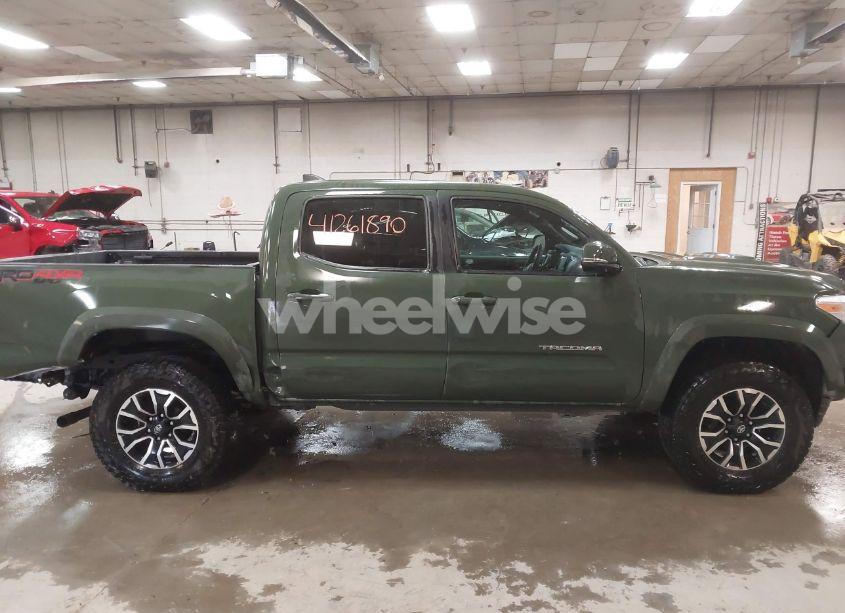 Photo 13 of 2022 Toyota Tacoma TRD SPORT (VIN 3TYCZ5AN2NT091601)