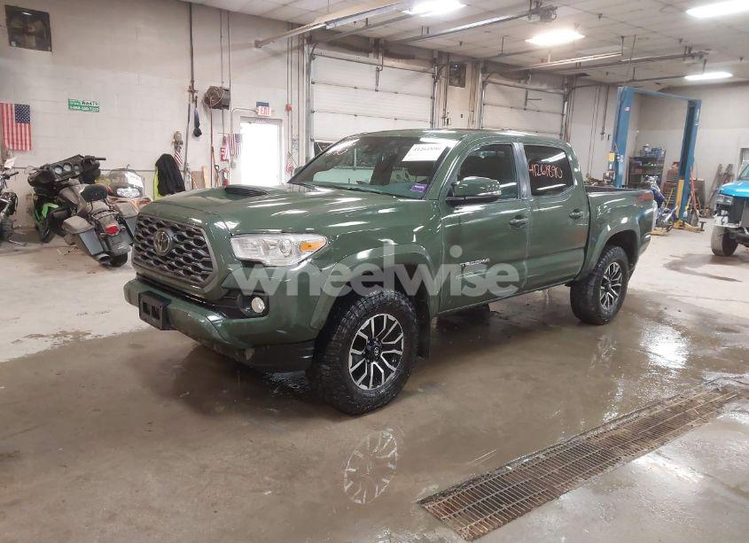 Photo 2 of 2022 Toyota Tacoma TRD SPORT (VIN 3TYCZ5AN2NT091601)