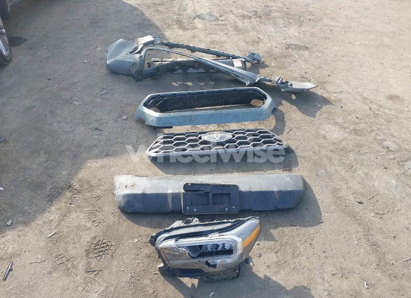 Photo 11 of 2022 Toyota Tacoma TRD OFF ROAD (VIN 3TYCZ5AN2NT096491)