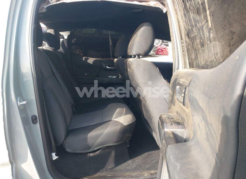 Photo 8 of 2022 Toyota Tacoma TRD OFF ROAD (VIN 3TYCZ5AN2NT096491)