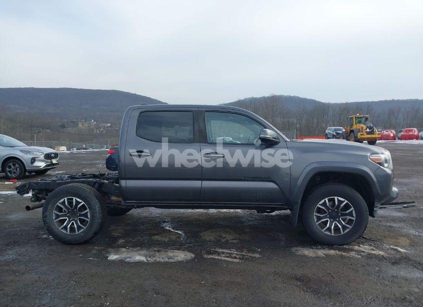 Photo 13 of 2021 Toyota Tacoma TRD SPORT (VIN 3TYCZ5AN3MT023421)