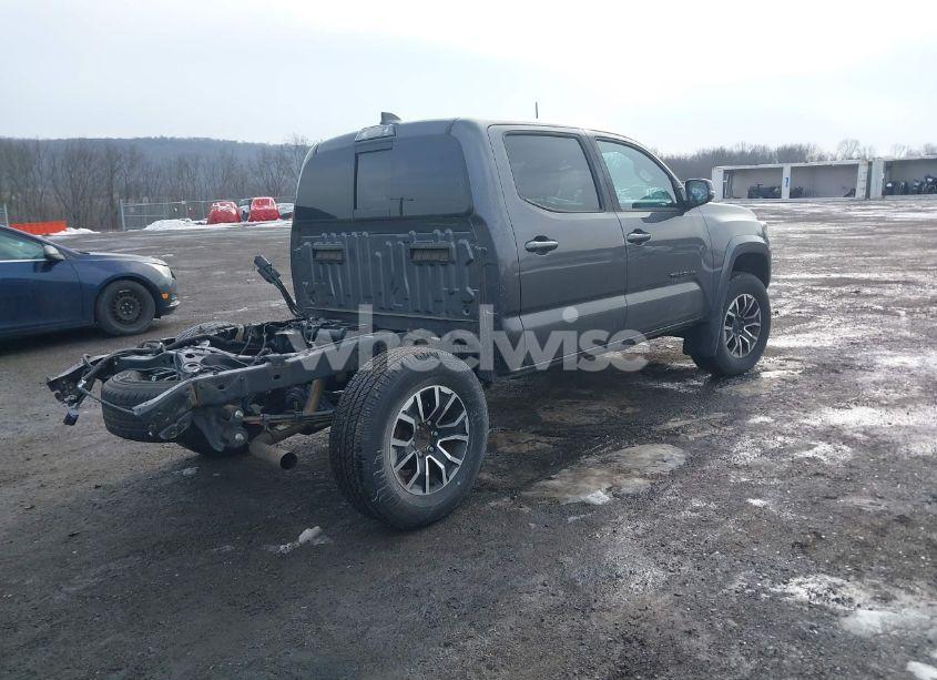 Photo 4 of 2021 Toyota Tacoma TRD SPORT (VIN 3TYCZ5AN3MT023421)
