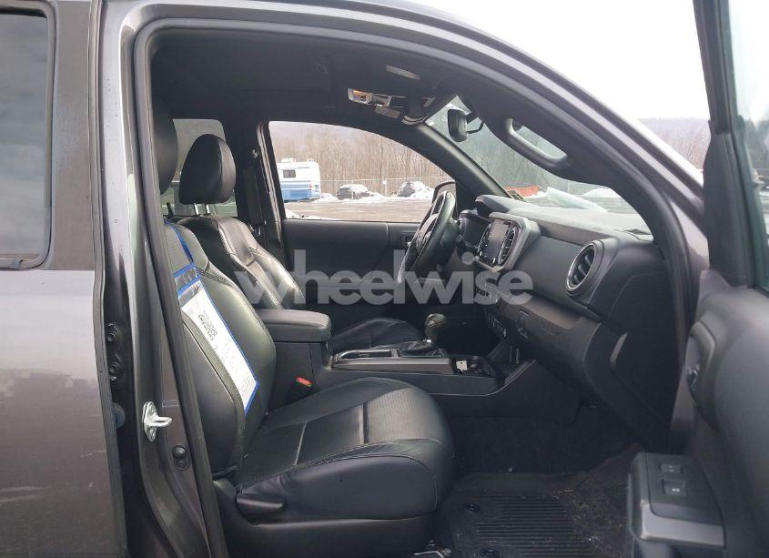 Photo 5 of 2021 Toyota Tacoma TRD SPORT (VIN 3TYCZ5AN3MT023421)