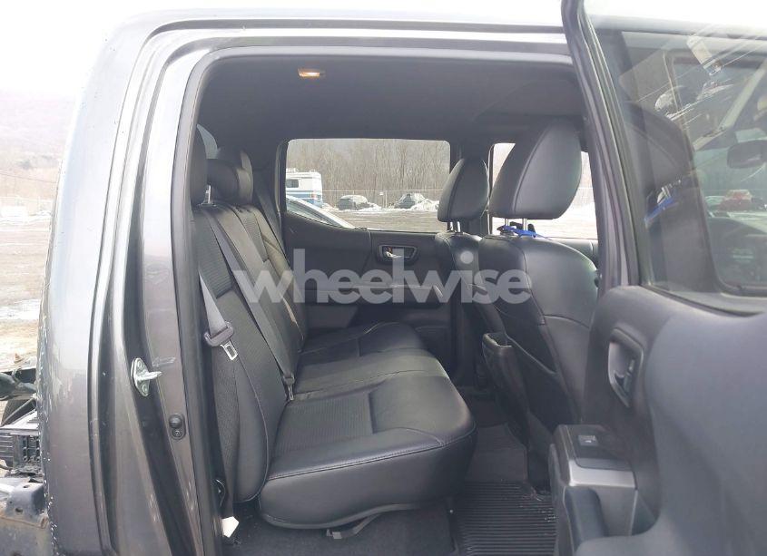 Photo 8 of 2021 Toyota Tacoma TRD SPORT (VIN 3TYCZ5AN3MT023421)