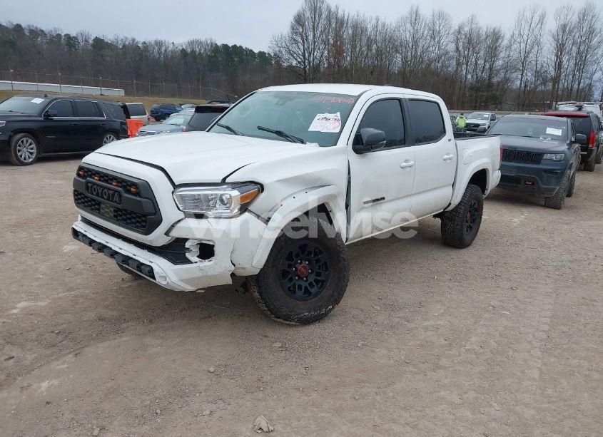 Photo 2 of 2023 Toyota Tacoma SR5 V6 (VIN 3TYCZ5AN3PT107596)
