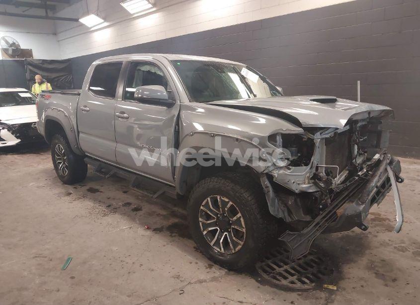 2021 Toyota Tacoma TRD SPORT (VIN 3TYCZ5AN4MT011424) main photo