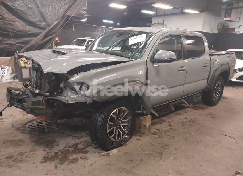 Photo 2 of 2021 Toyota Tacoma TRD SPORT (VIN 3TYCZ5AN4MT011424)