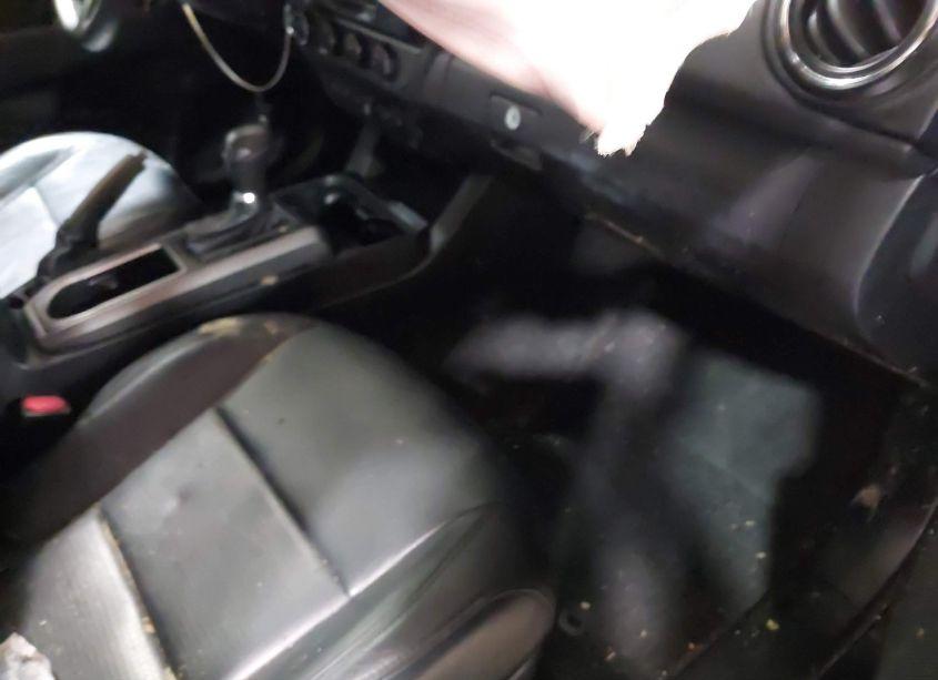 Photo 5 of 2021 Toyota Tacoma TRD OFF-ROAD (VIN 3TYCZ5AN4MT013044)