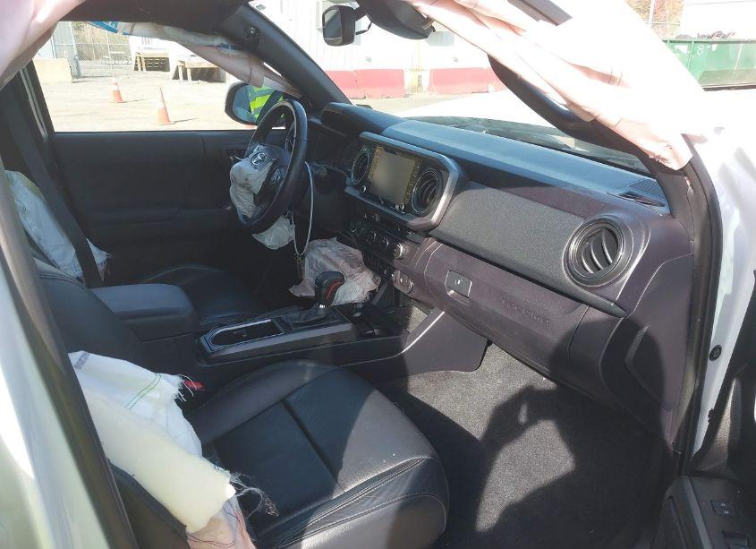 Photo 5 of 2021 Toyota Tacoma TRD SPORT (VIN 3TYCZ5AN4MT022584)