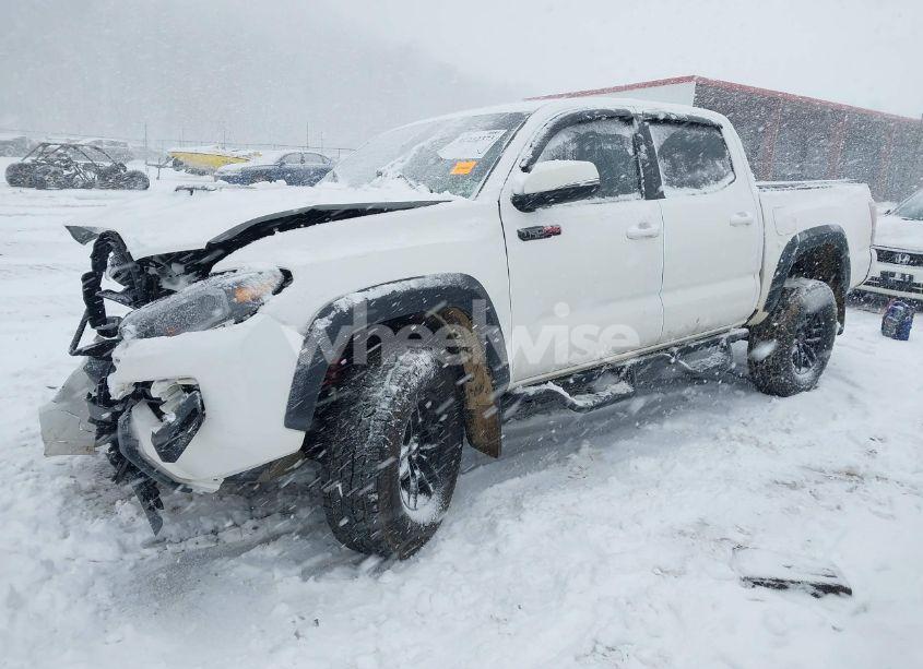 Photo 2 of 2021 Toyota Tacoma TRD PRO (VIN 3TYCZ5AN4MT029566)