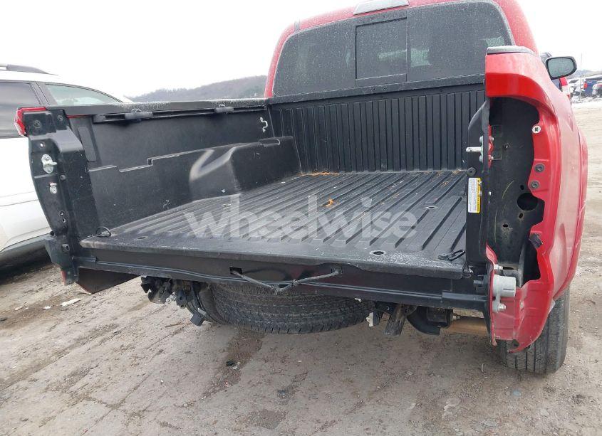 Photo 18 of 2021 Toyota Tacoma SR5 V6 (VIN 3TYCZ5AN5MT037059)