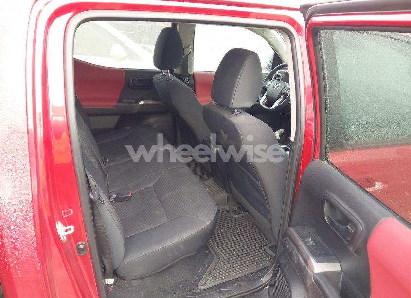 Photo 8 of 2021 Toyota Tacoma SR5 V6 (VIN 3TYCZ5AN5MT037059)