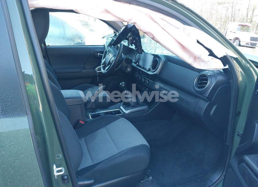 Photo 5 of 2021 Toyota Tacoma TRD OFF-ROAD (VIN 3TYCZ5AN5MT049924)