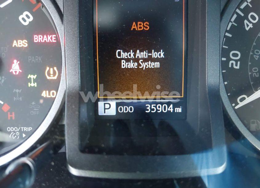 Photo 15 of 2022 Toyota Tacoma SR V6/SR5 V6/TRD OFF ROAD/TRD PRO/TRD SPORT (VIN 3TYCZ5AN5NT064067)