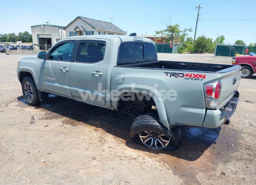 Photo 3 of 2022 Toyota Tacoma SR V6/SR5 V6/TRD OFF ROAD/TRD PRO/TRD SPORT (VIN 3TYCZ5AN5NT064067)