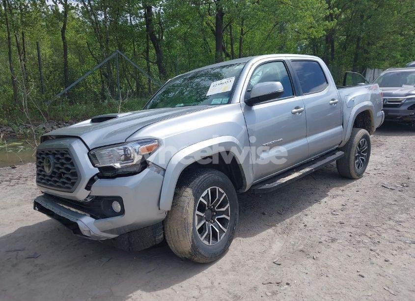 Photo 2 of 2022 Toyota Tacoma SR V6/SR5 V6/TRD OFF ROAD/TRD PRO/TRD SPORT (VIN 3TYCZ5AN6NT053966)