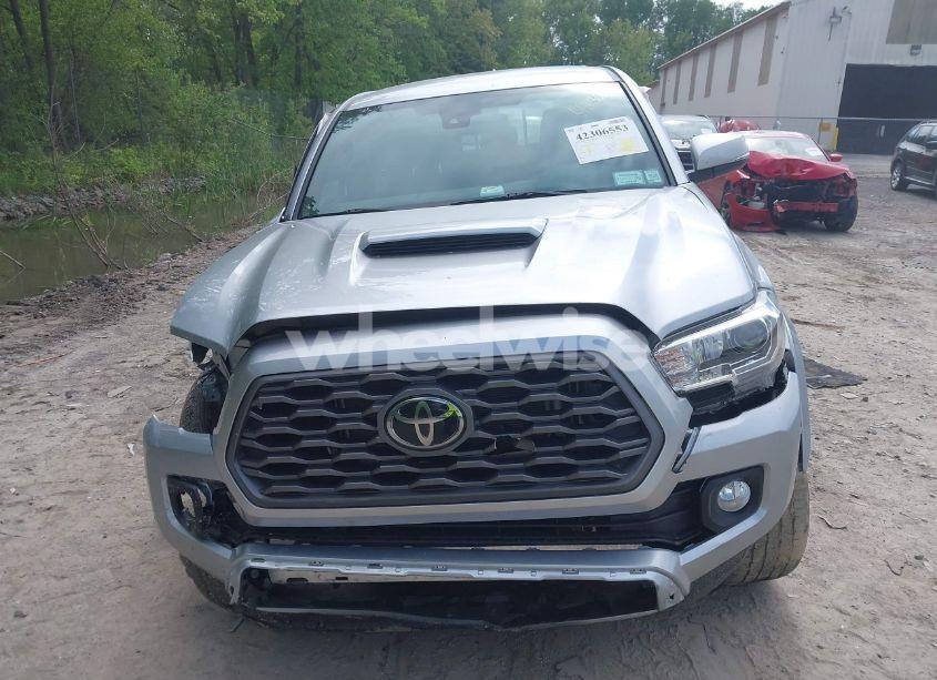 Photo 6 of 2022 Toyota Tacoma SR V6/SR5 V6/TRD OFF ROAD/TRD PRO/TRD SPORT (VIN 3TYCZ5AN6NT053966)