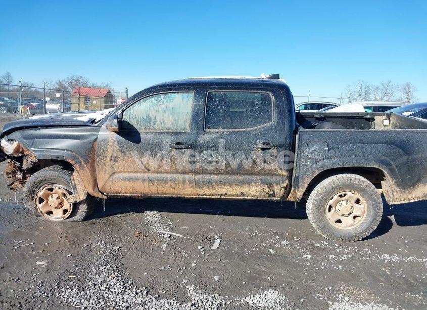 Photo 14 of 2022 Toyota Tacoma SR V6 (VIN 3TYCZ5AN6NT074090)