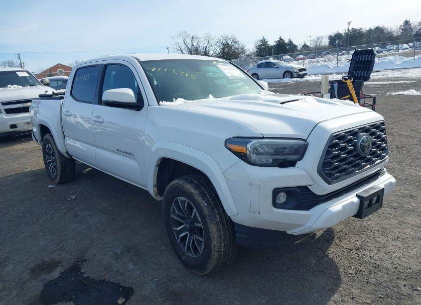2022 Toyota Tacoma TRD SPORT (VIN 3TYCZ5AN7NT075300) main photo