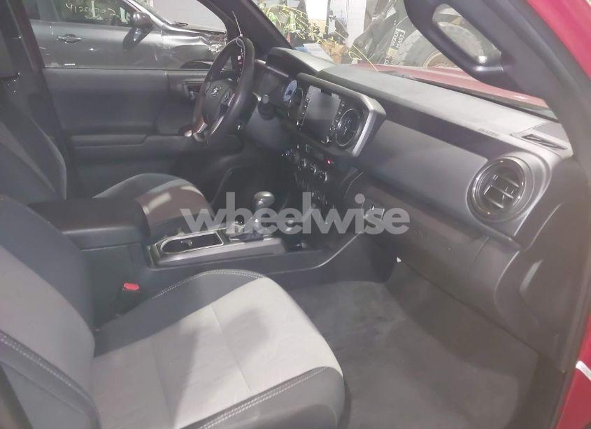 Photo 5 of 2021 Toyota Tacoma 4WD TRD SPORT (VIN 3TYCZ5AN8MT025651)