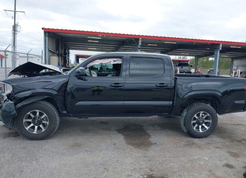 Photo 14 of 2022 Toyota Tacoma SR V6 (VIN 3TYCZ5AN8NT095118)