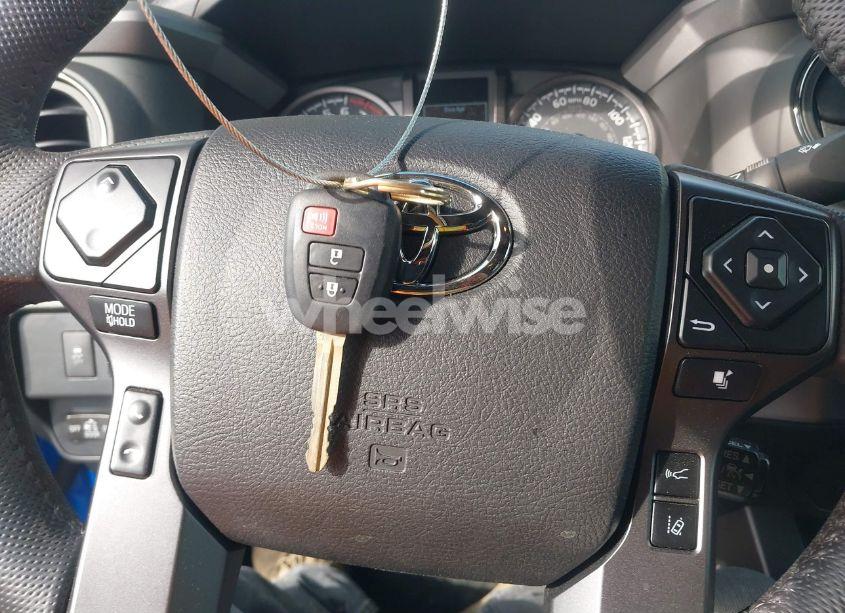 Photo 11 of 2021 Toyota Tacoma TRD OFF-ROAD (VIN 3TYCZ5AN9MT036965)