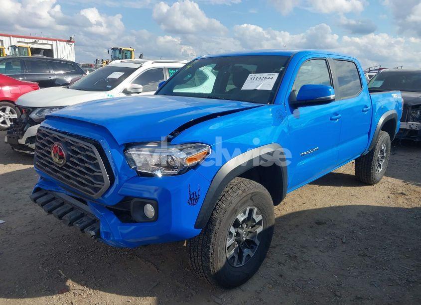Photo 2 of 2021 Toyota Tacoma TRD OFF-ROAD (VIN 3TYCZ5AN9MT036965)