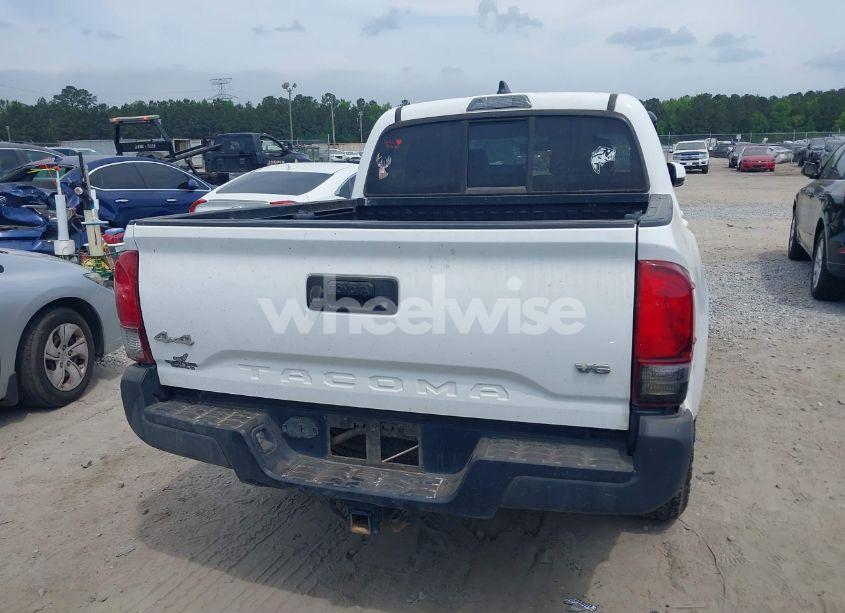 Photo 16 of 2022 Toyota Tacoma SR V6 (VIN 3TYCZ5AN9NT098903)