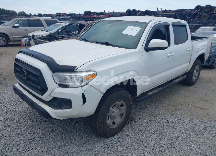 Photo 2 of 2022 Toyota Tacoma SR V6 (VIN 3TYCZ5AN9NT098903)