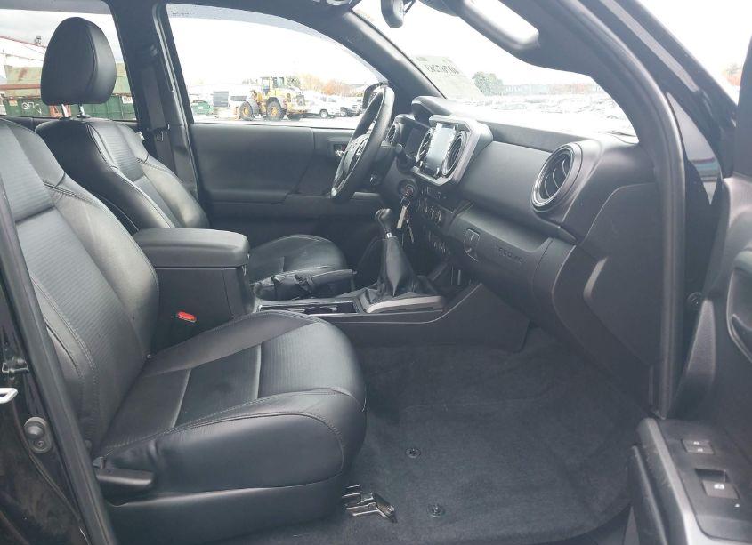 Photo 5 of 2023 Toyota Tacoma TRD OFF ROAD (VIN 3TYCZ5AN9PT125648)