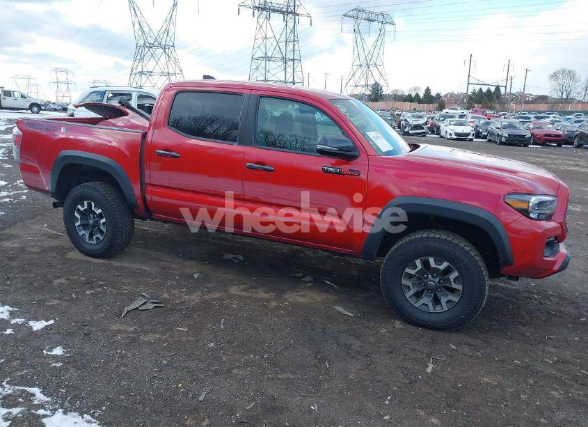 2021 Toyota Tacoma TRD OFF-ROAD (VIN 3TYCZ5ANXMT048977) main photo