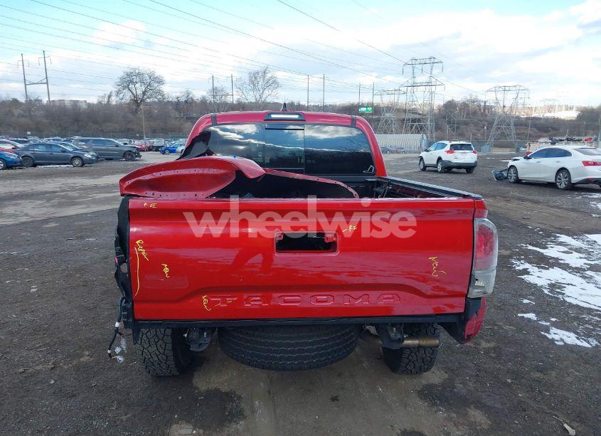 Photo 16 of 2021 Toyota Tacoma TRD OFF-ROAD (VIN 3TYCZ5ANXMT048977)