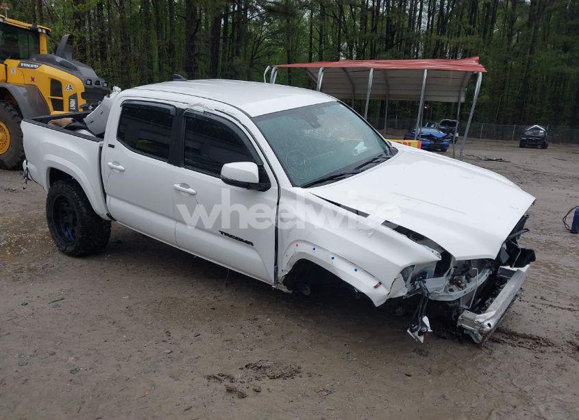2023 Toyota Tacoma SR5 V6 (VIN 3TYCZ5ANXPT115873) main photo