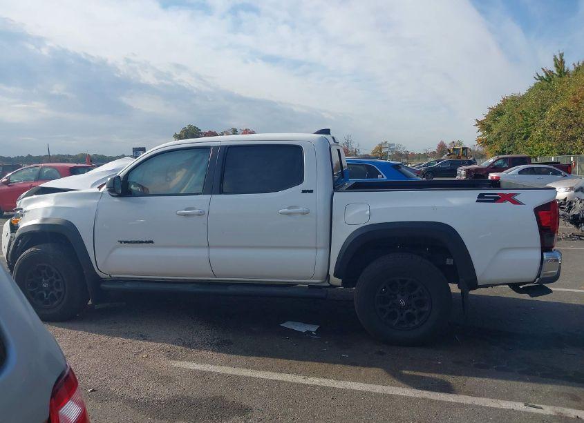 Photo 14 of 2023 Toyota Tacoma SR5 V6 (VIN 3TYCZ5ANXPT163874)