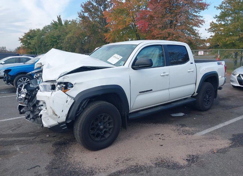 Photo 2 of 2023 Toyota Tacoma SR5 V6 (VIN 3TYCZ5ANXPT163874)