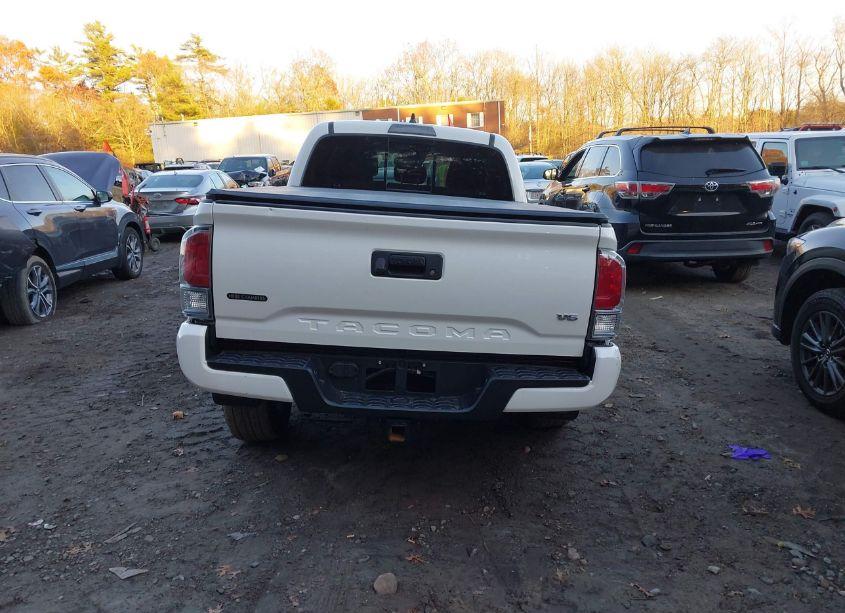 Photo 17 of 2021 Toyota Tacoma TRD SPORT (VIN 3TYDZ5BN2MT002207)