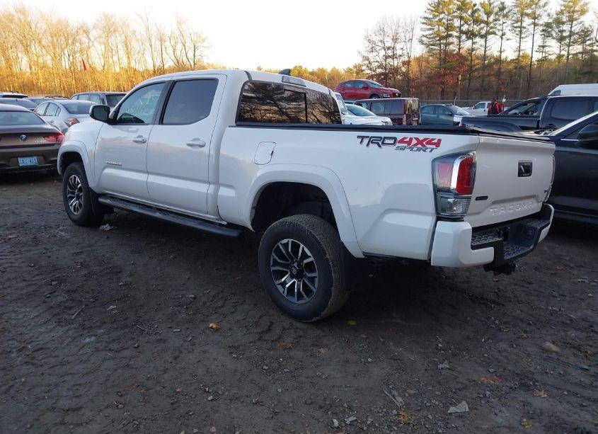 Photo 3 of 2021 Toyota Tacoma TRD SPORT (VIN 3TYDZ5BN2MT002207)