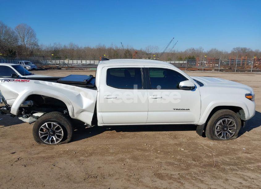 Photo 13 of 2021 Toyota Tacoma TRD SPORT (VIN 3TYDZ5BN3MT001860)