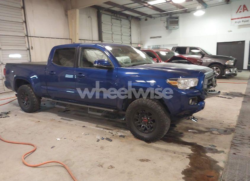 2022 Toyota Tacoma SR5 V6 (VIN 3TYDZ5BN3NT017090) main photo