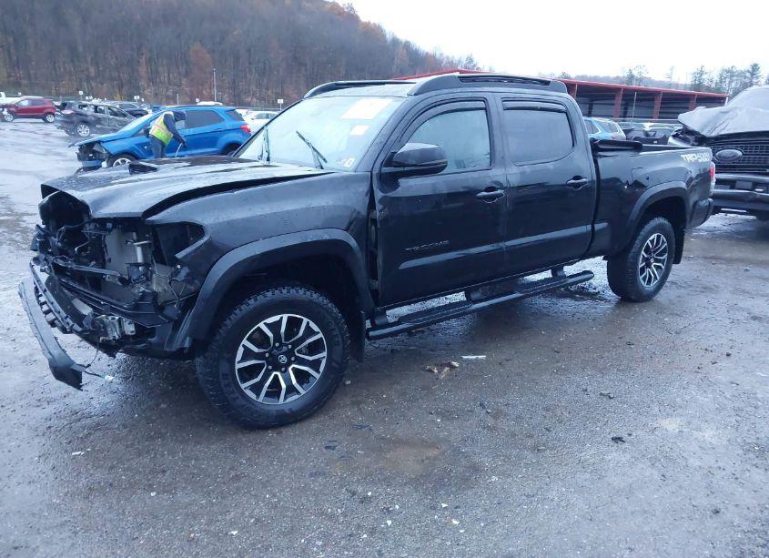 Photo 2 of 2021 Toyota Tacoma TRD SPORT (VIN 3TYDZ5BN5MT002895)