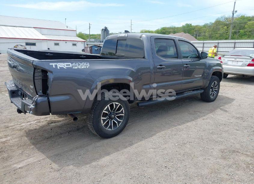 Photo 4 of 2021 Toyota Tacoma TRD SPORT (VIN 3TYDZ5BNXMT003542)