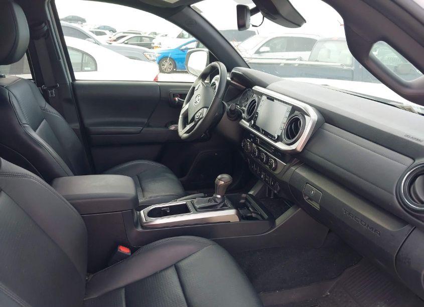 Photo 5 of 2023 Toyota Tacoma LIMITED (VIN 3TYGZ5AN4PT176170)