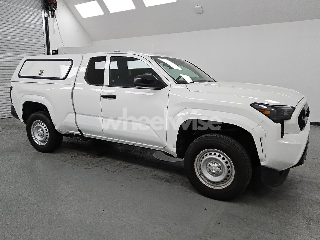 Photo 4 of 2024 TOYOTA TACOMA XTRACAB N/A (VIN 3TYJDAHN0RT006622)