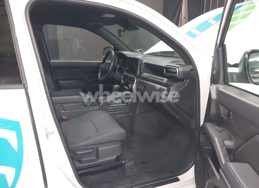 Photo 5 of 2024 Toyota Tacoma SR (VIN 3TYJDAHN8RT005296)