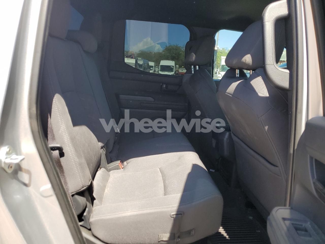 Photo 10 of 2024 TOYOTA TACOMA DOUBLE CAB (VIN 3TYKB5FN4RT000889)