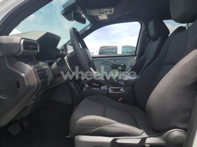 Photo 12 of 2024 TOYOTA TACOMA DOUBLE CAB (VIN 3TYKB5FN6RT013949)